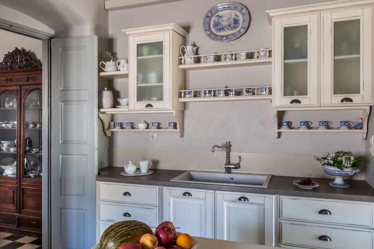 Dellagracia Mansion In Poseidonia Syros Villa Posidhonía Екстериор снимка