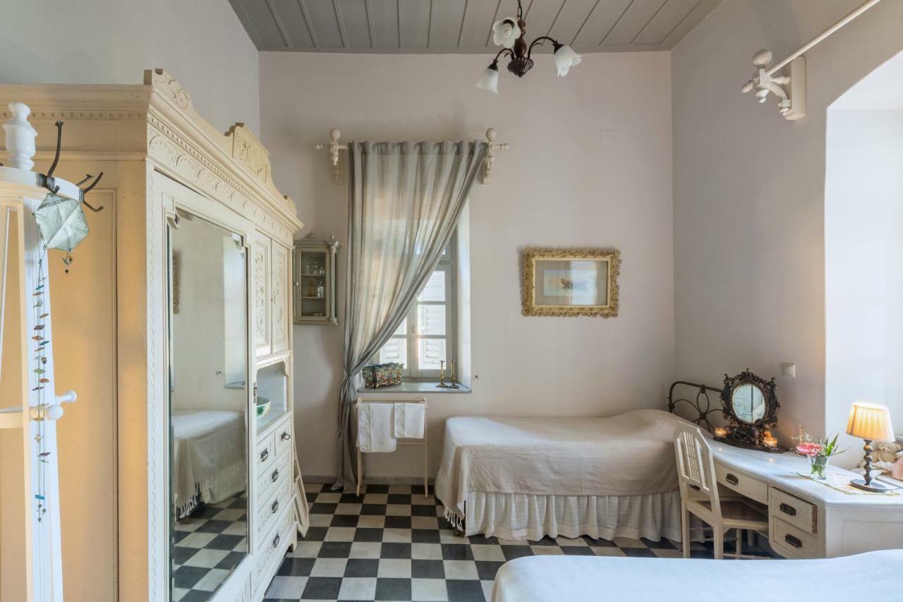 Dellagracia Mansion In Poseidonia Syros Villa Posidhonía Екстериор снимка