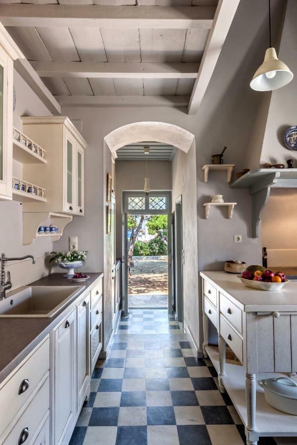 Dellagracia Mansion In Poseidonia Syros Villa Posidhonía Екстериор снимка